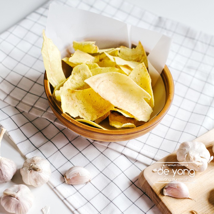 Premium Garlic Butter Durian Chip Size L – Deyong 350g